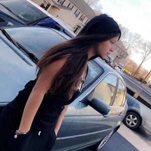 Meet your Posher, Abriana